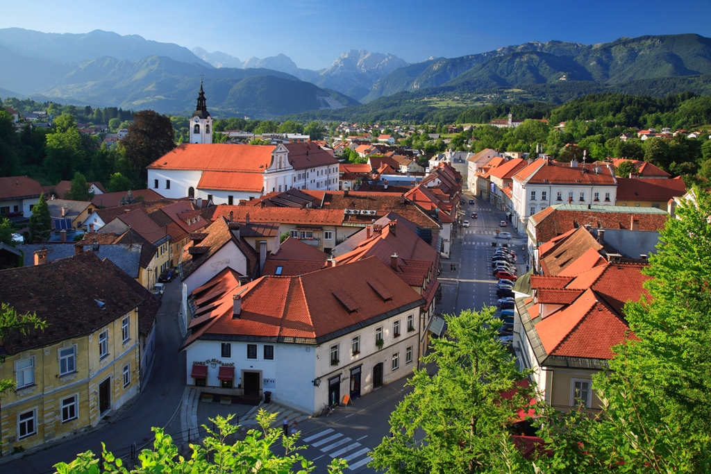 Kamnik_Author-Matej_Vranic_www.slovenia.info (1).jpg